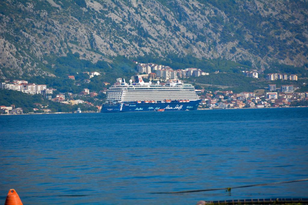 Apartments Krivokapic Perast Buitenkant foto